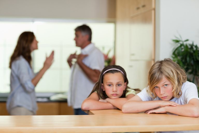 5 HELPFUL TIPS WHEN YOU TELL THE CHILDREN YOU’RE GETTING DIVORCED